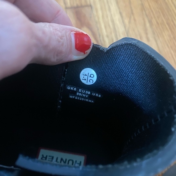 Hunter refined rubber Chelsea boot, women’s - Picture 6 of 6